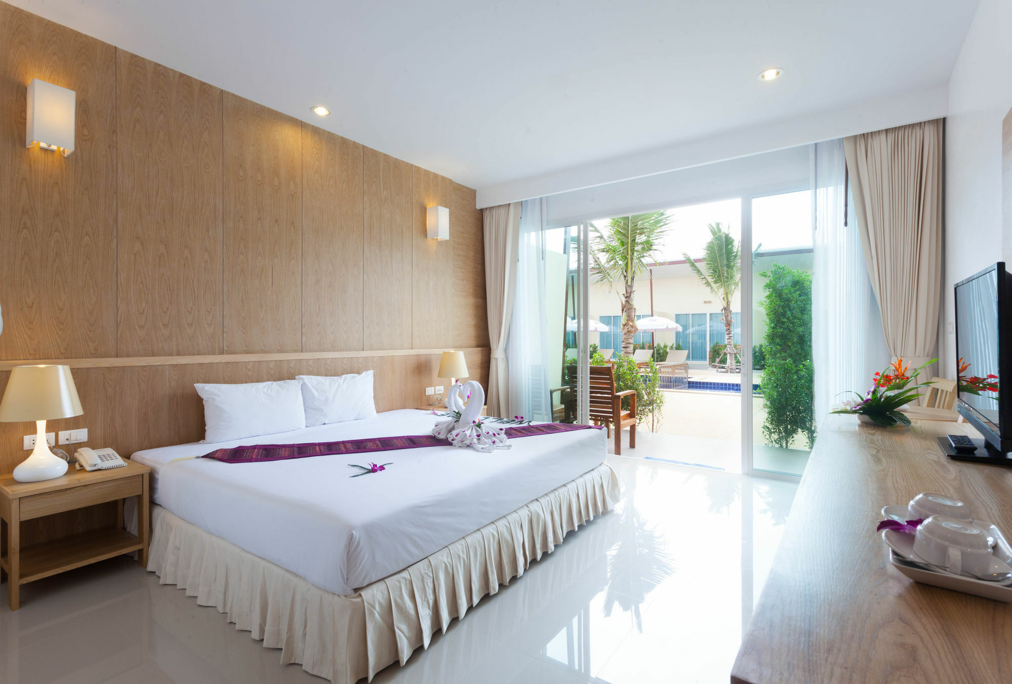 Chalong Princess Pool Villa Resort Sha Extra Plus Exterior foto